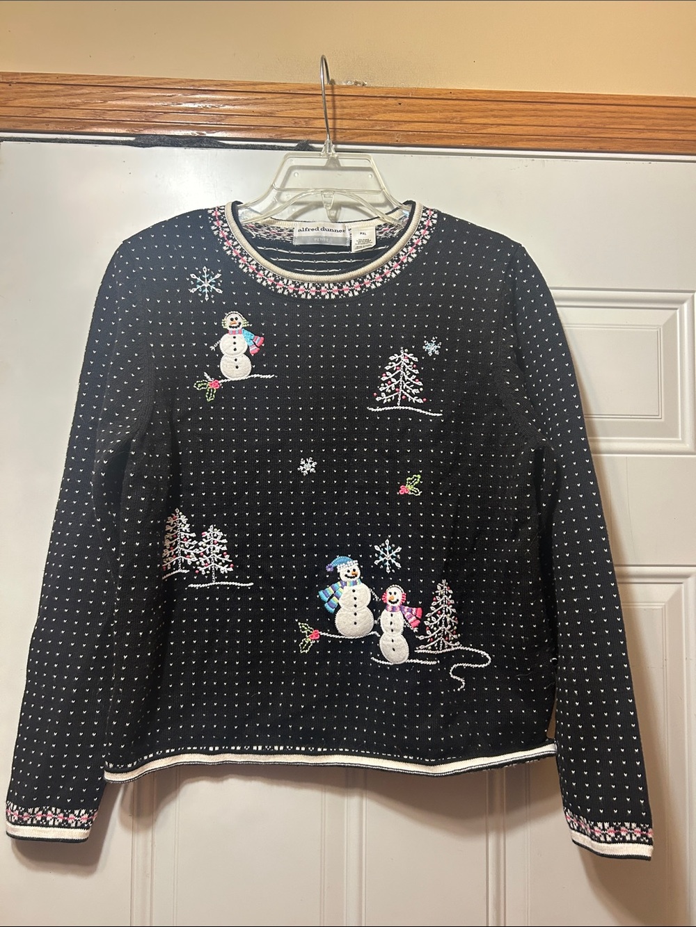 Alfred Dunner Black Crewneck Holiday Snowman Sweater PXL